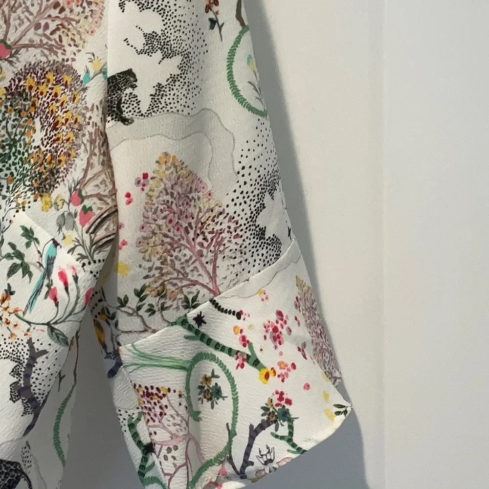 Floral Print Ruched Top - Picture 4 of 4